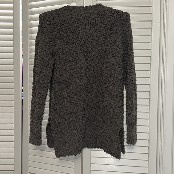 Merokeety women’s charcoal grey puffy sweater size small - Picture 4 of 5